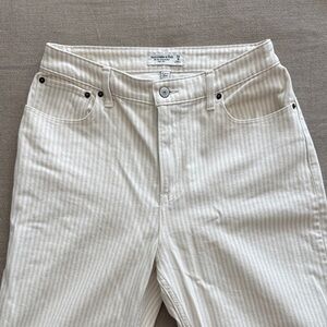 Abercrombie & Fitch Cream Striped High Rise Jeans, Curve Love Fit sz 29/8 Short